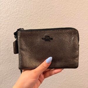 Coach‎ Bronze/Black Leather Wristlet
